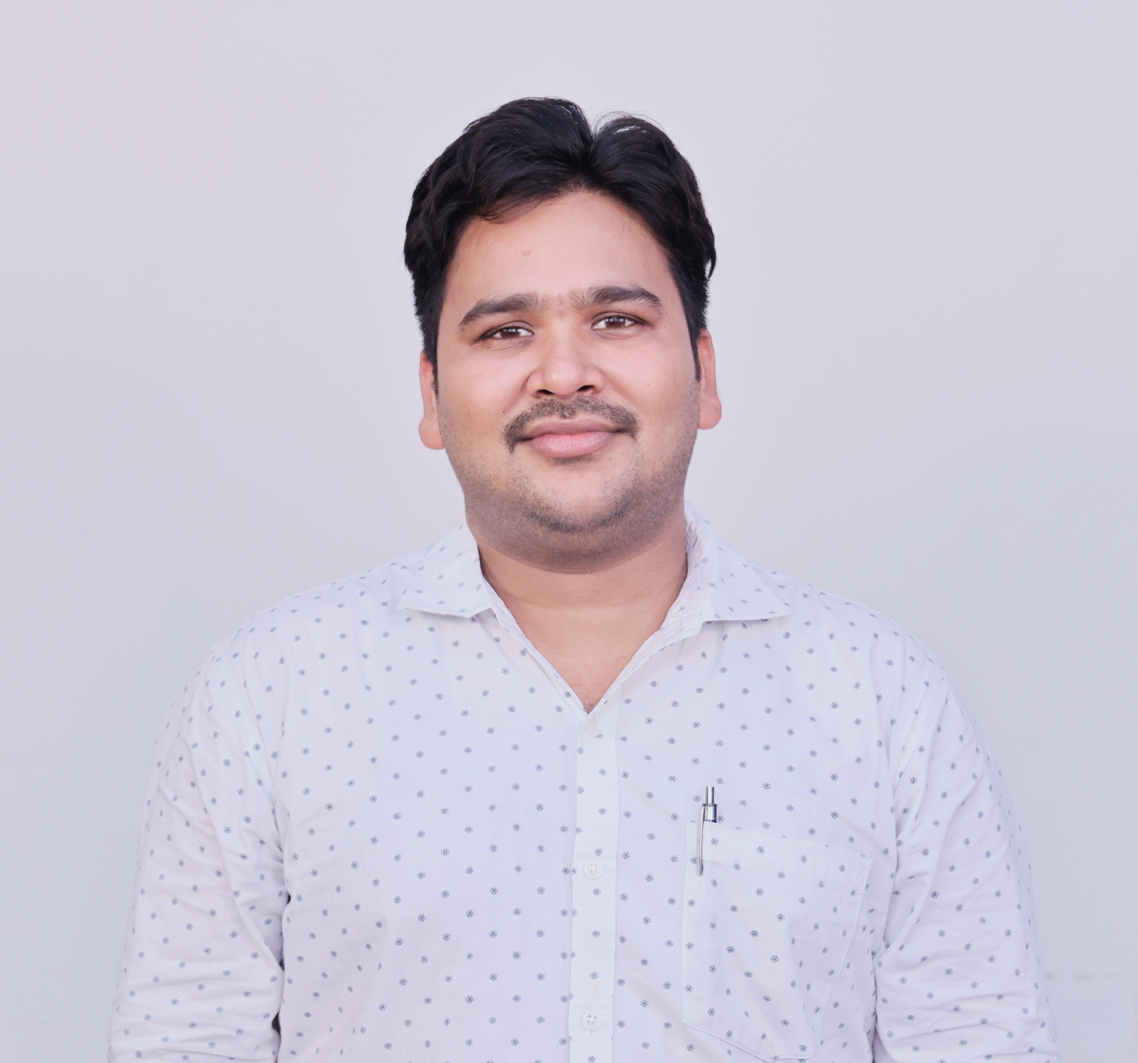 Sh. Kumar
          Neeraj