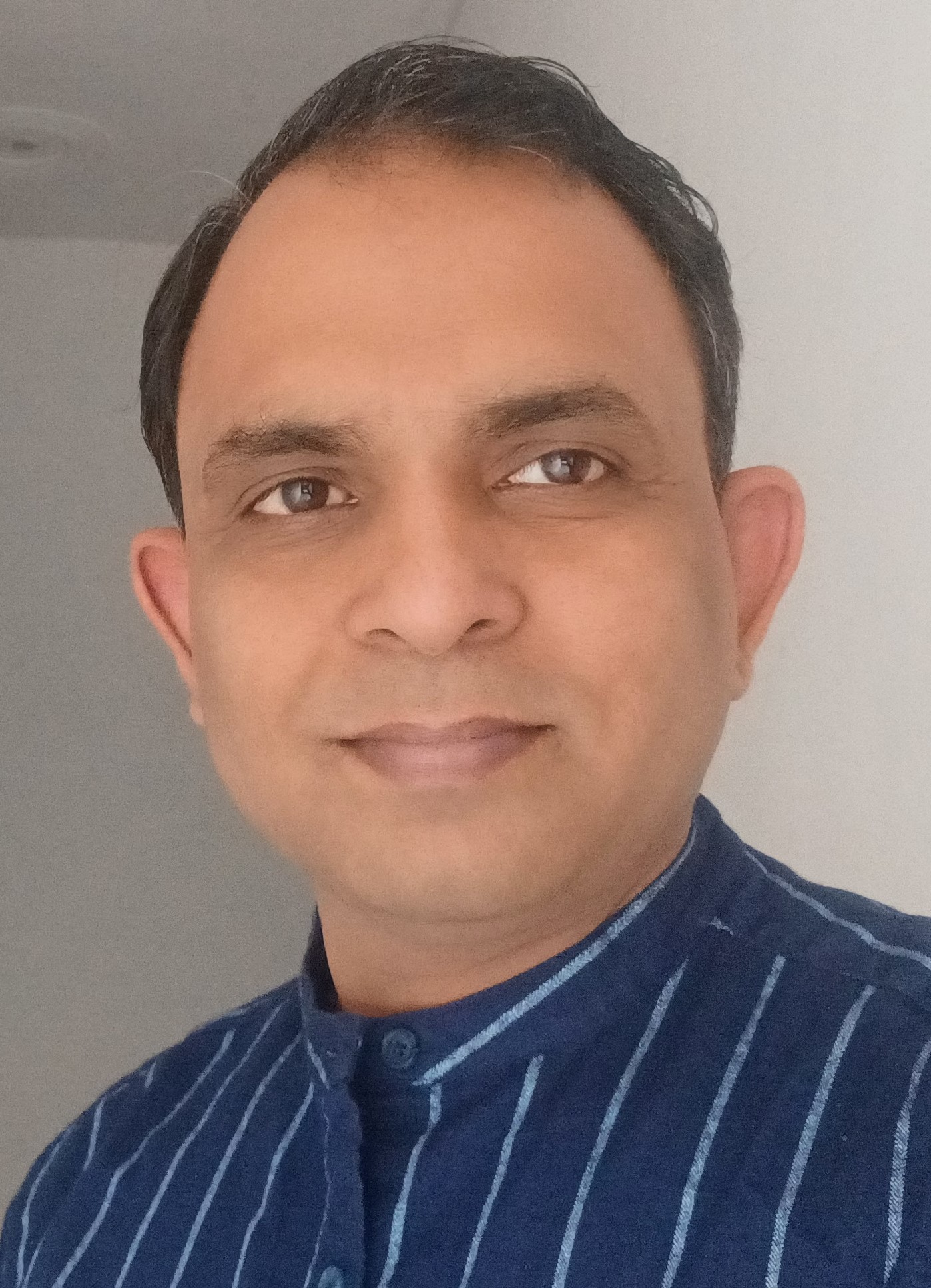 Dr. Gaurav
          Singh