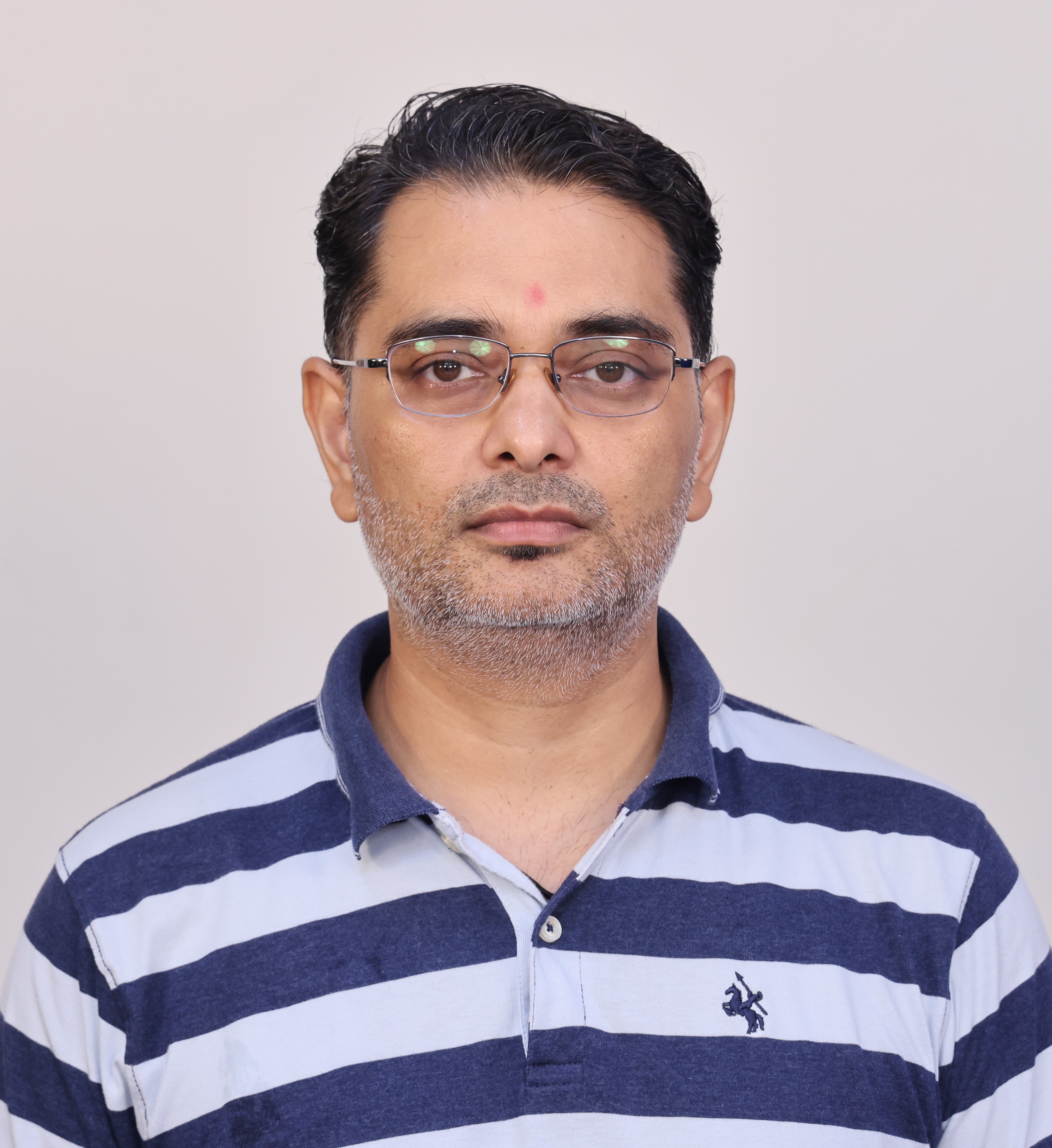 Sh. Manoranjan
          Badatya